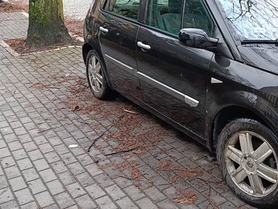 Renault Scenic 1.6 benzyna stan bdb bogato wyposazony