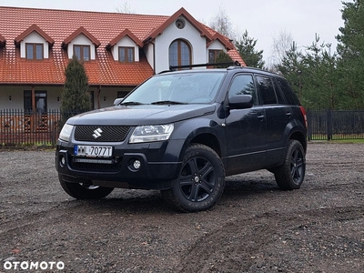 Suzuki Grand Vitara 2.0 De luxe