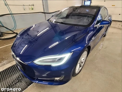 Tesla Model S Standard