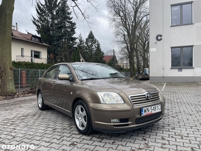 Toyota Avensis 2.4 VVT-i Prestige