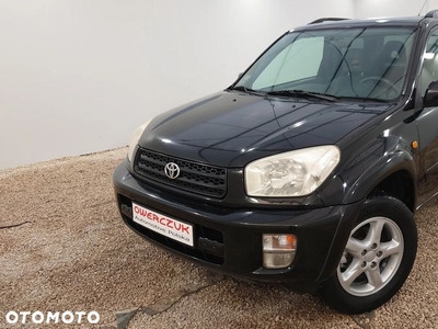 Toyota RAV4 2.0 VVT-i Luna