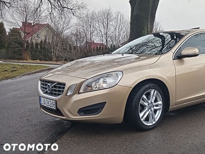 Volvo S60 D4