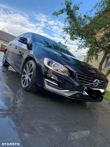 Volvo S60 T6 AWD Geartronic Momentum