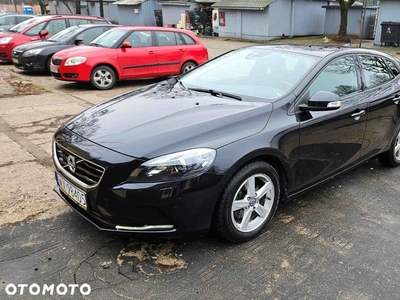 Volvo V40 D2