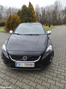 Volvo V40 D2 Drive-E R-Design Momentum