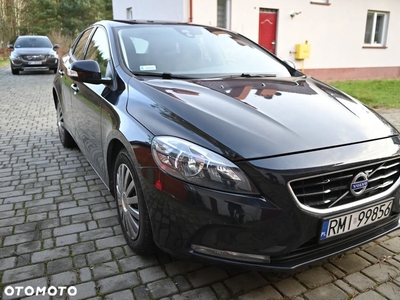 Volvo V40 D3