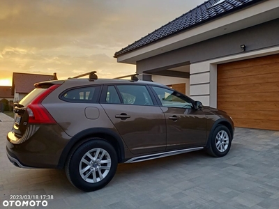 Volvo V60 Cross Country D3 Geartronic Summum