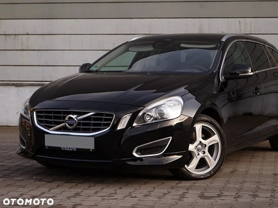 Volvo V60 D4