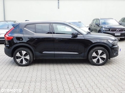 Volvo XC 40 T5 Plug-In Hybrid Momentum Pro