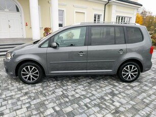 Volkswagen Touran 1.6tdi climatronic pdc ładny stan !!