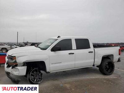 Chevrolet Silverado 5.0 benzyna 2018r. (GRAND PRAIRIE)