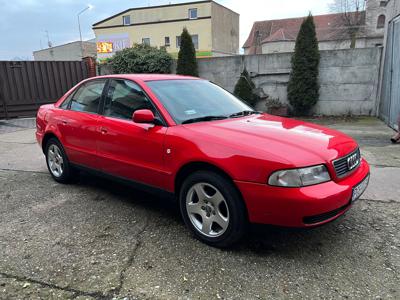 Używane Audi A4 - 10 700 PLN, 401 000 km, 1998