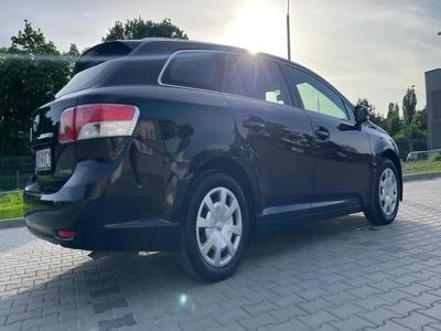 Używane Toyota Avensis - 28 000 PLN, 175 000 km, 2010