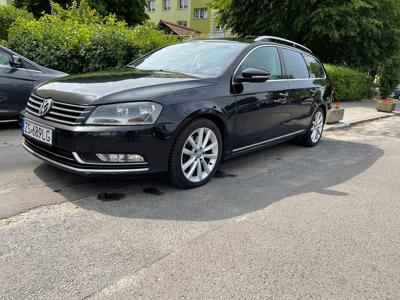 Używane Volkswagen Passat - 25 900 PLN, 320 000 km, 2010