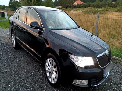 Używane Skoda Superb - 18 000 PLN, 214 750 km, 2009