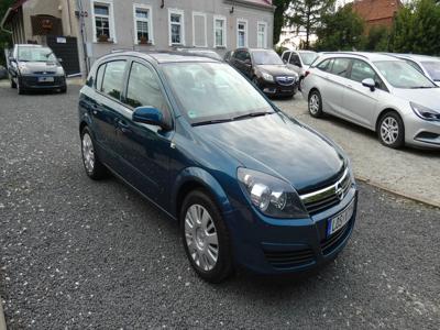 Używane Opel Astra - 12 700 PLN, 150 000 km, 2006