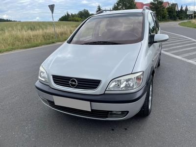 Używane Opel Zafira - 10 900 PLN, 180 000 km, 2004