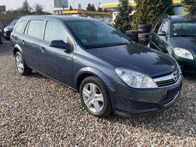 Używane Opel Astra - 13 700 PLN, 175 600 km, 2009