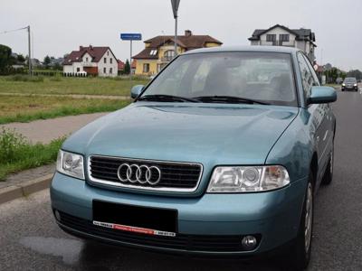 Używane Audi A4 - 8 900 PLN, 228 300 km, 2000