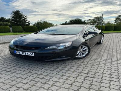 Używane Opel Astra - 36 700 PLN, 180 000 km, 2012