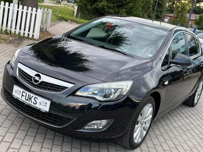 Używane Opel Astra - 31 900 PLN, 194 000 km, 2012