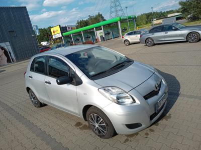 Używane Toyota Yaris - 16 000 PLN, 190 000 km, 2009