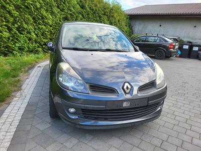 Używane Renault Clio - 6 600 PLN, 220 000 km, 2006