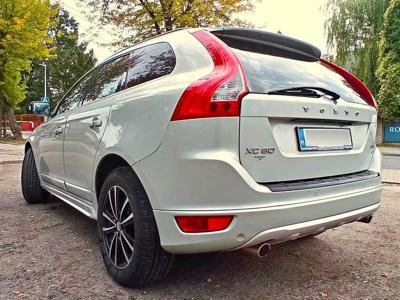 VOLVO XC60 R-design, 2011 r., 2.4 D5 AWD 205KM 151kW