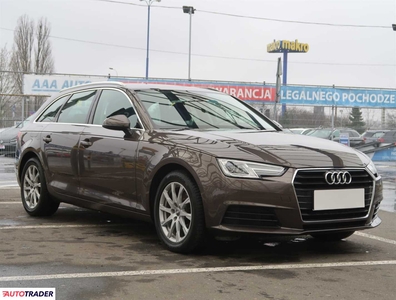 Audi A4 2.0 147 KM 2016r. (Piaseczno)