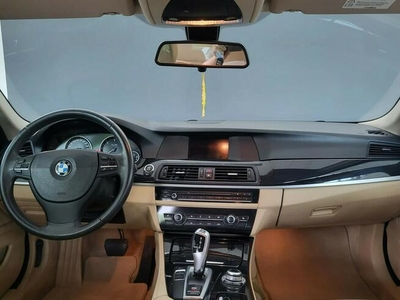 BMW M550i Łada zadbana jasny środek automat