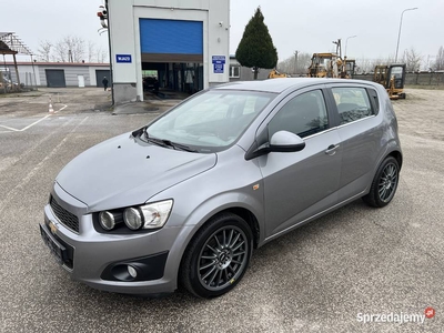 Chevrolet Aveo 1.6 BENZYNA Klimatyzacja Tempomat Parktronik