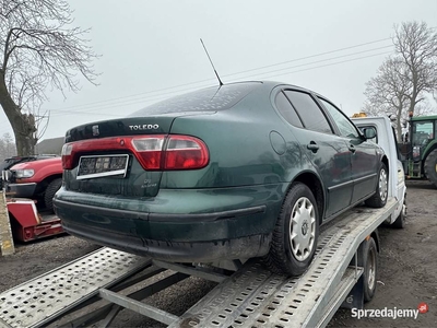 Seat Toledo 1.6 uszkodzony części