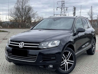 Volkswagen Touareg II SUV 4.2 V8 TDI 340KM 2012