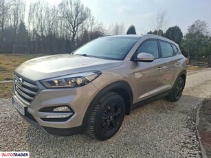 Hyundai Tucson 1.6 benzyna 132 KM 2016r. (staszów)