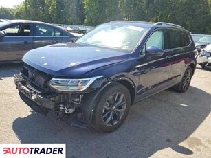 Volkswagen Tiguan 2.0 benzyna 2023r. (GLASSBORO)