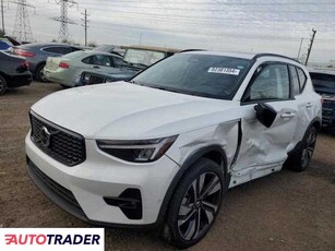 Volvo XC40 2.0 benzyna 2024r. (ELGIN)