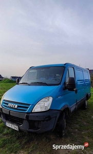 IVECO DAILY 29L14V / NIE ODPALA KRĘCI / HAK / MAŁY PRZEBIEG