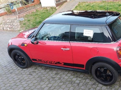 Mini Cooper S D mały przebieg 2 kpl opon świetny stan styl S