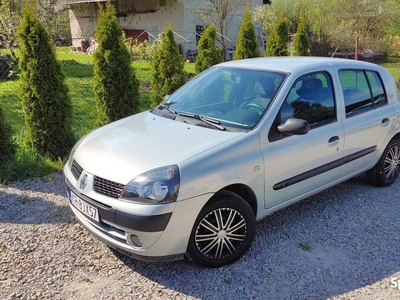 Renault Clio 2 Lift 2003r 1.2 8v Benzyna