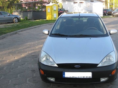 sprzedam ford focus - wspomaganie kierownicy - klimatyzacja