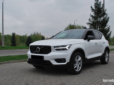 Volvo XC40 Automat 2.0 Diesel 150 KM Klima asystenci jazdy