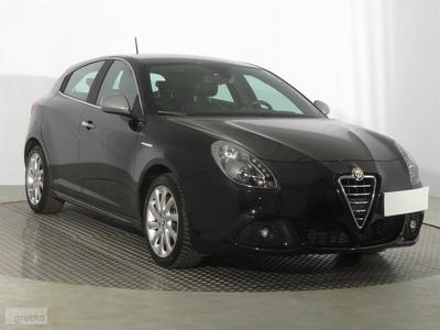 Alfa Romeo Giulietta , Salon Polska, 1. Właściciel, GAZ, Skóra, Xenon, Bi-Xenon,