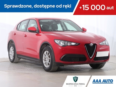 Alfa Romeo Stelvio SUV Facelifting 2.0 Turbo 200KM 2021