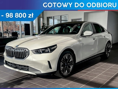 BMW Seria 5 G60-61 Sedan Plug-In 2.0 30e 299KM 2024