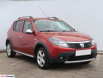 Dacia Sandero 1.6 85 KM 2009r. (Piaseczno)