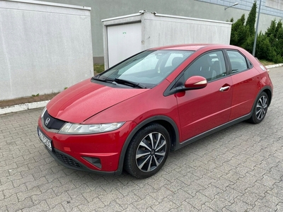 Honda Civic VIII Hatchback 5d 1.4 i 83KM 2006