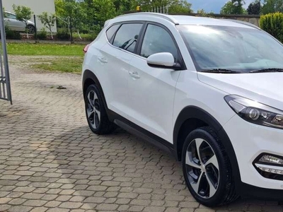 Hyundai Tucson III SUV 1.7 CRDI 115KM 2016