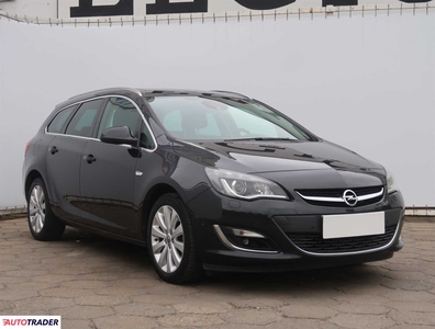 Opel Astra 1.4 138 KM 2014r. (Piaseczno)