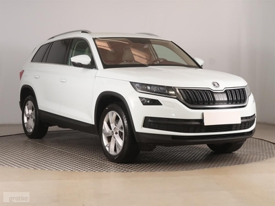 Skoda Kodiaq , Salon Polska, Serwis ASO, Automat, 7 miejsc, Klimatronic,