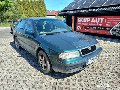 Skoda Octavia 1.8 97r